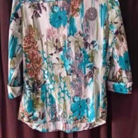 ALIA - Picture 5 of 5